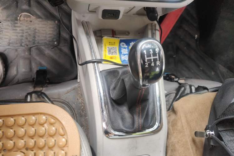 Used Jinbei New Hiace X30L 2019 1.5L Business Edition China VI SWC15M Gear Lever