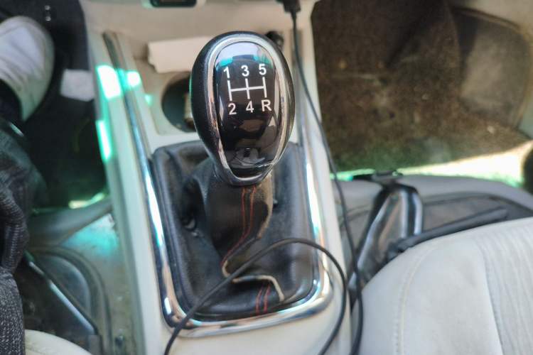 Used Jinbei New Hiace X30L 2019 1.5L Wealth Edition China VI SWC15M Gear Lever