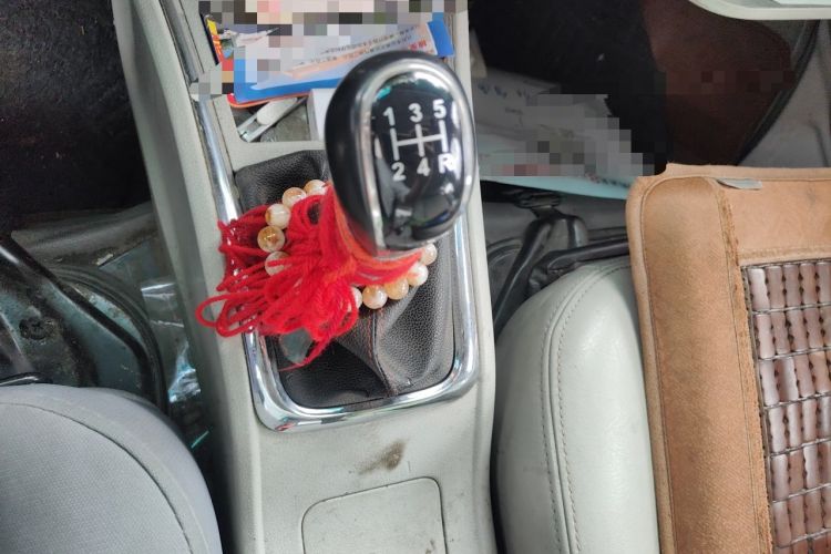 Used Jinbei New Hiace X30L 2019 1.5L Business Edition China VI SWC15M Gear Lever