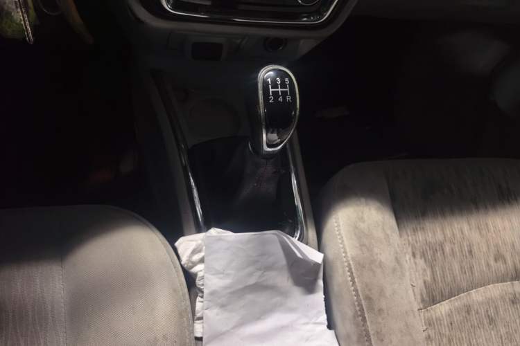 Used Jinbei New Hiace X30L 2019 1.5L Cargo Van Wealth Edition China VI SWC15M Gear Lever
