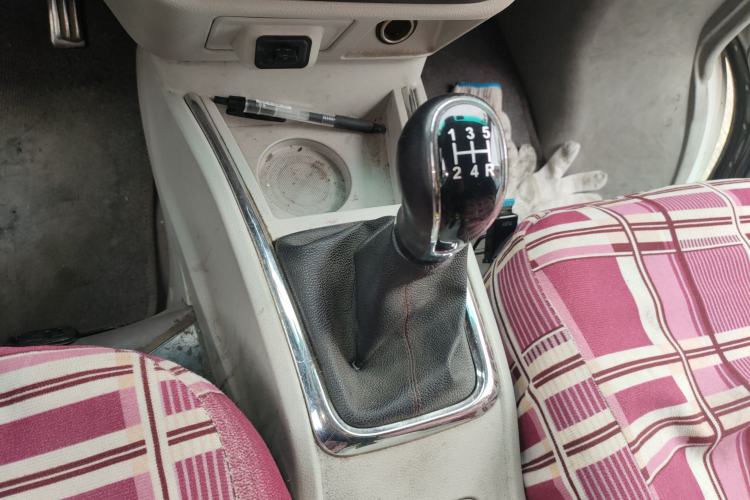 Used Jinbei New Hiace X30L 2019 1.5L Cargo Van Wealth Edition China VI SWC15M Gear Lever