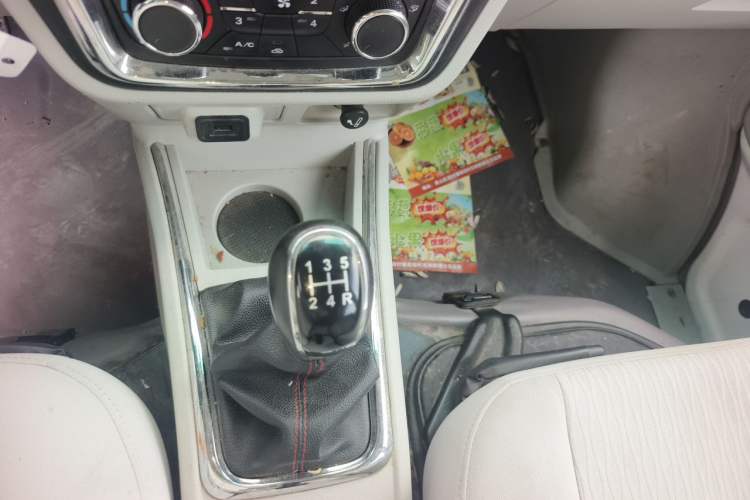 Used Jinbei New Hiace X30L 2019 1.5L Cargo Van Wealth Edition China VI SWC15M Gear Lever