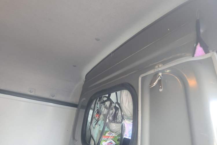 Used Jinbei New Hiace X30L 2019 1.5L Cargo Van Wealth Edition China VI SWC15M Headliner