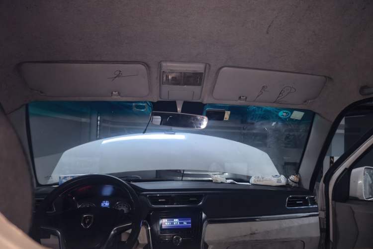Used Jinbei New Hiace X30L 2019 1.5L Cargo Van Wealth Edition China VI SWC15M Headliner