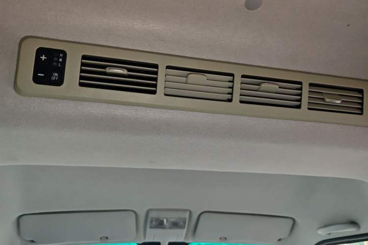 Used Jinbei New Hiace X30L 2019 1.5L Business Edition China VI SWC15M Headliner