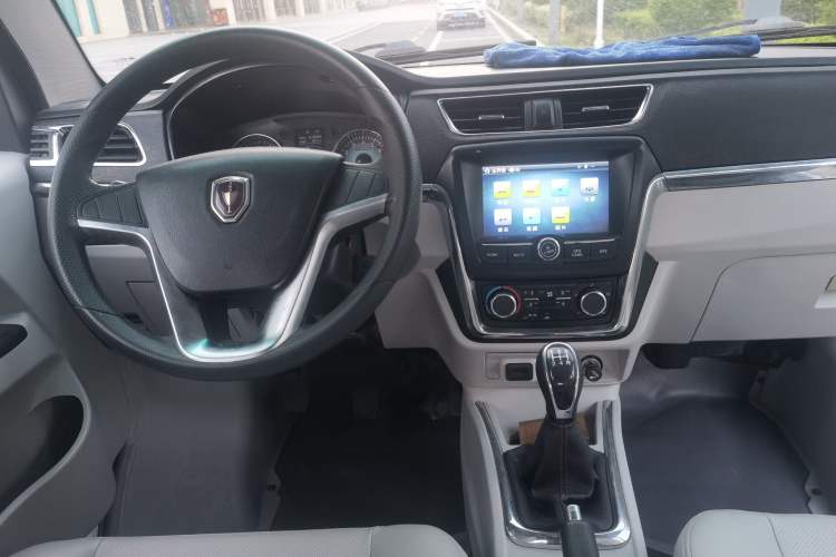 Used Jinbei New Hiace X30L 2019 1.5L Business Edition China VI SWC15M Interior 2