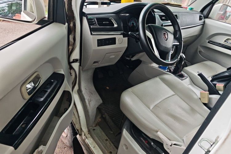 Used Jinbei New Hiace X30L 2019 1.5L Business Edition China VI SWC15M Interior 3