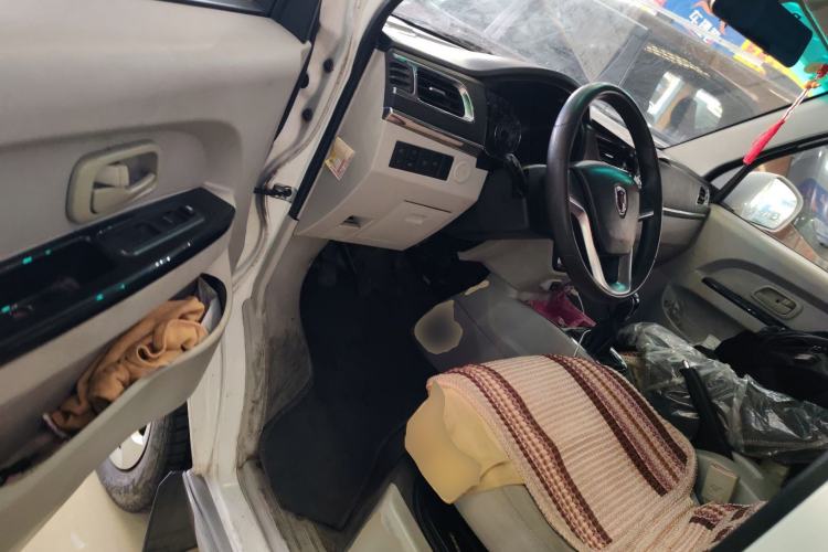 Used Jinbei New Hiace X30L 2019 1.5L Wealth Edition China VI SWC15M Interior 3