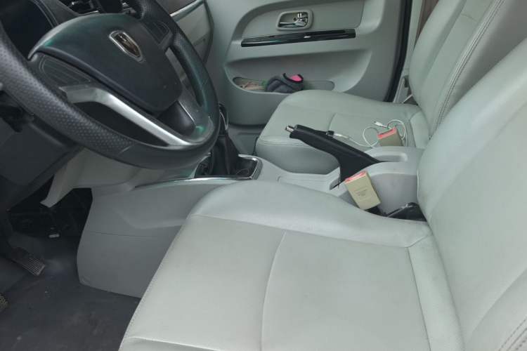 Used Jinbei New Hiace X30L 2019 1.5L Wealth Edition China VI SWC15M Left Front Seat