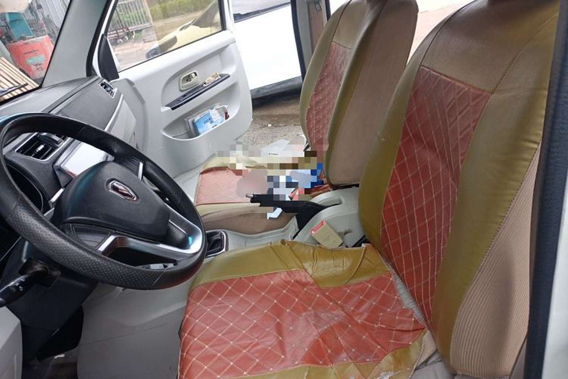 Used Jinbei New Hiace X30L 2019 1.5L Cargo Van Wealth Edition China VI SWC15M Left Front Seat