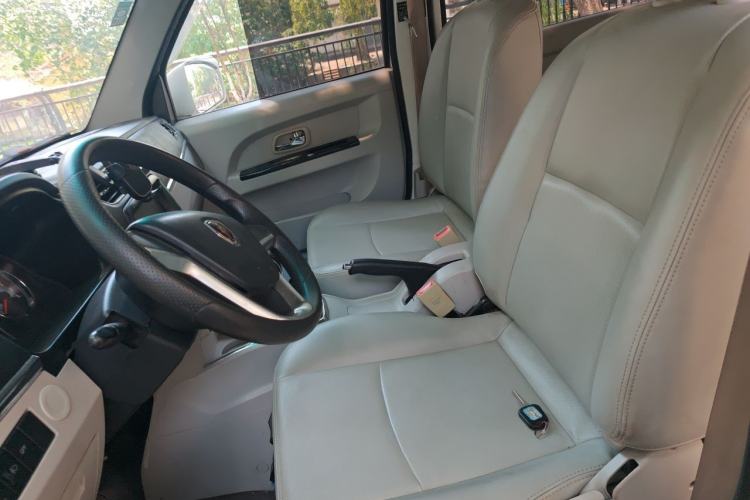 Used Jinbei New Hiace X30L 2019 1.5L Wealth Edition China VI SWC15M Left Front Seat