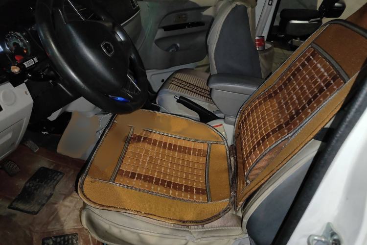 Used Jinbei New Hiace X30L 2019 1.5L Cargo Van Wealth Edition China VI SWC15M Left Front Seat