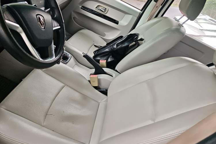 Used Jinbei New Hiace X30L 2019 1.5L Business Edition China VI SWC15M Left Front Seat