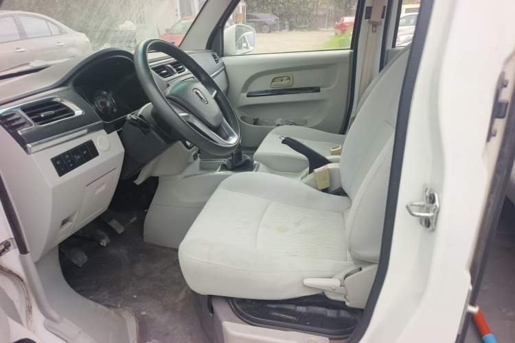 Used Jinbei New Hiace X30L 2019 1.5L Cargo Van Wealth Edition China VI SWC15M Left Front Seat