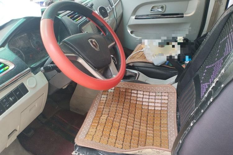 Used Jinbei New Hiace X30L 2019 1.5L Van Business Edition China VI SWC15M Left Front Seat