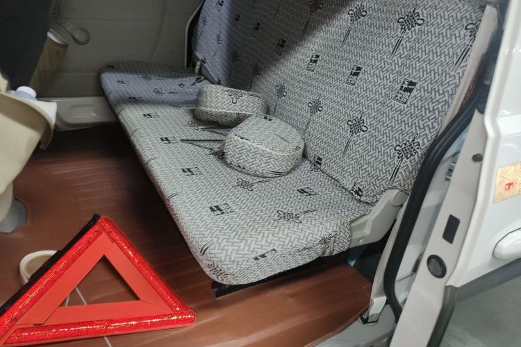 Used Jinbei New Hiace X30L 2019 1.5L Cargo Van Wealth Edition China VI SWC15M Left Rear Seat