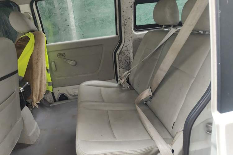 Used Jinbei New Hiace X30L 2019 1.5L Business Edition China VI SWC15M Left Rear Seat