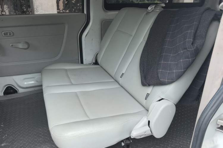 Used Jinbei New Hiace X30L 2019 1.5L Wealth Edition China VI SWC15M Left Rear Seat