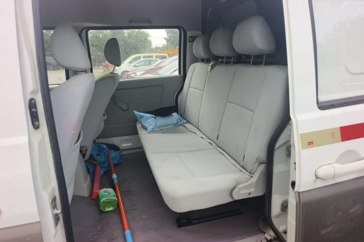 Used Jinbei New Hiace X30L 2019 1.5L Cargo Van Wealth Edition China VI SWC15M Left Rear Seat