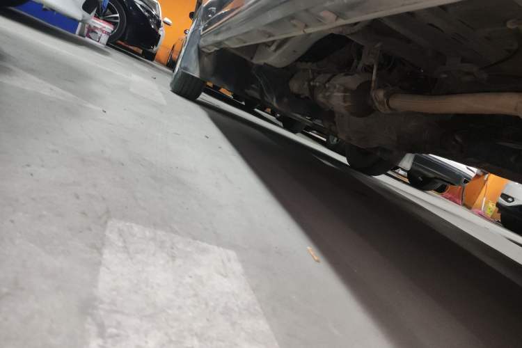 Used Jinbei New Hiace X30L 2019 1.5L Cargo Van Wealth Edition China VI SWC15M Left Side Sill