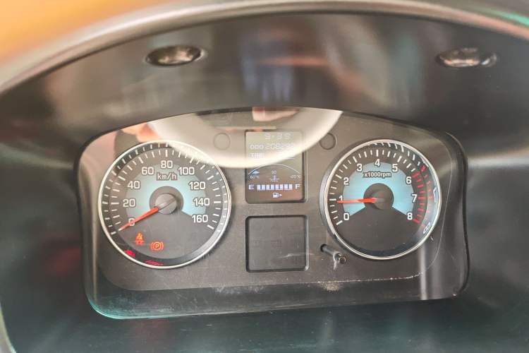Used Jinbei New Hiace X30L 2019 1.5L Van Business Edition China VI SWC15M Odometer Close Up