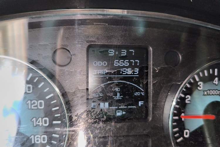Used Jinbei New Hiace X30L 2019 1.5L Cargo Van Wealth Edition China VI SWC15M Odometer Close Up