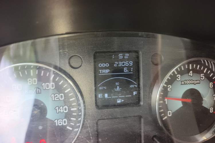 Used Jinbei New Hiace X30L 2019 1.5L Cargo Van Wealth Edition China VI SWC15M Odometer Close Up