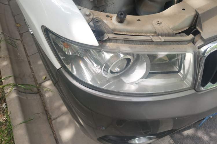 Used Jinbei New Hiace X30L 2019 1.5L Cargo Van Wealth Edition China VI SWC15M Right Front Headlight