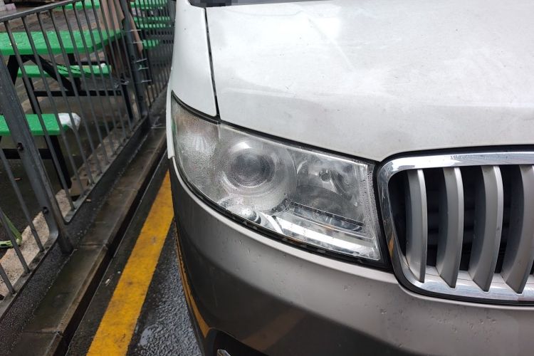 Used Jinbei New Hiace X30L  Right Front Headlight