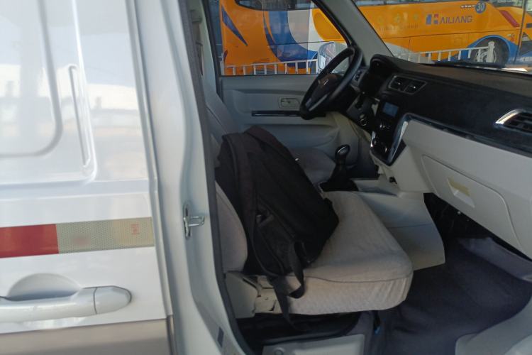 Used Jinbei New Hiace X30L 2019 1.5L Cargo Van Wealth Edition China VI SWC15M Right Front Seat