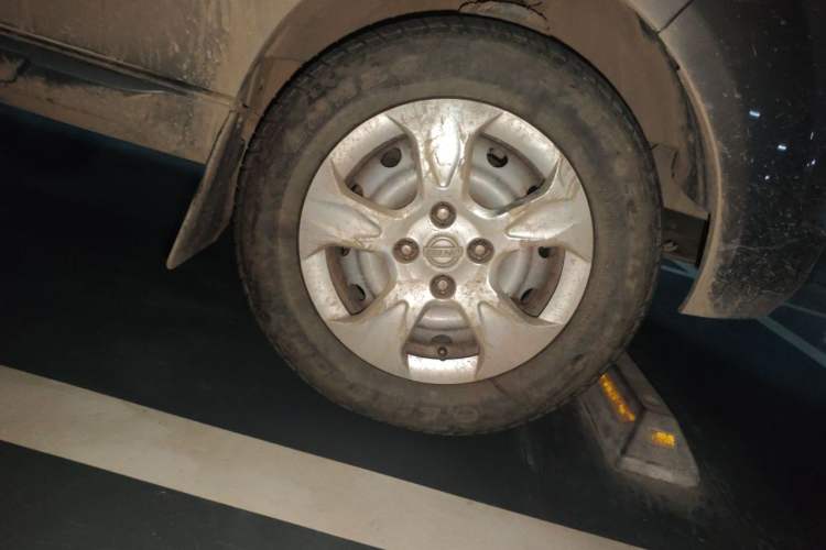 Used Jinbei New Hiace X30L 2019 1.5L Wealth Edition China VI SWC15M Right Front Wheel Hub