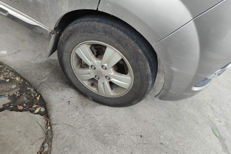 Used Jinbei New Hiace X30L 2019 1.5L Business Edition China VI SWC15M Right Front Wheel Hub