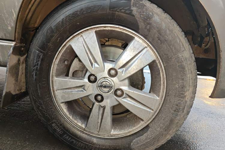 Used Jinbei New Hiace X30L 2019 1.5L Wealth Edition China VI SWC15M Right Front Wheel Hub