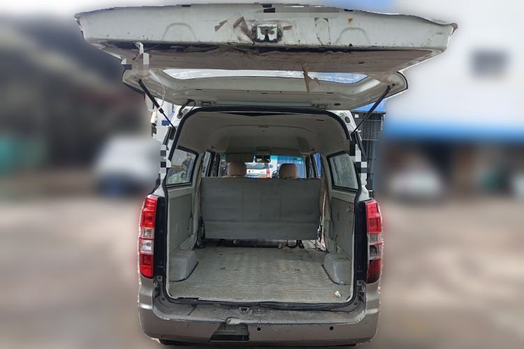 Used Jinbei New Hiace X30L 2019 1.5L Cargo Van Wealth Edition China VI SWC15M Trunk