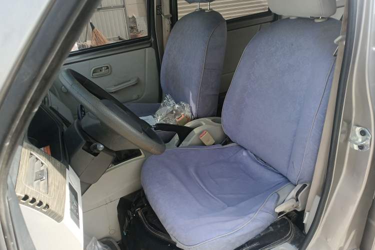 Used Jinbei New Hiace X30L 2019 1.5L Wealth Edition China VI SWC15M Left Front Seat
