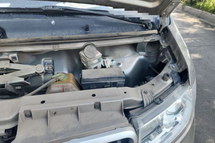Used Jinbei New Hiace X30L  Engine Bay Left