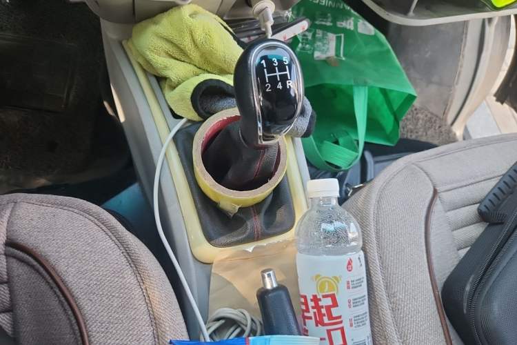 Used Jinbei New Hiace X30L  Gear Lever