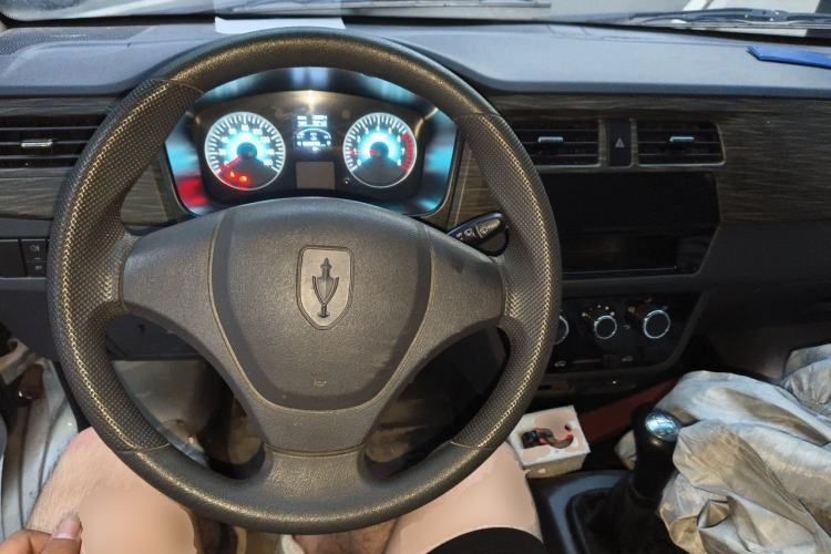 Used Jinbei New Hiace X30L  Center Console
