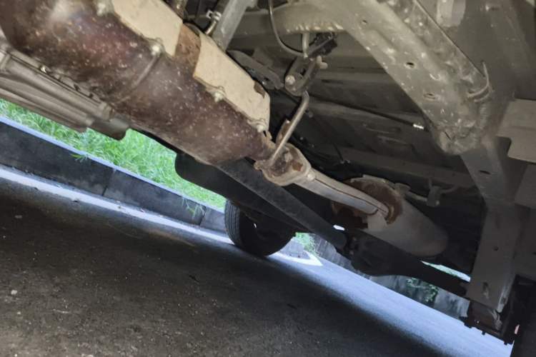 Used Jinbei New Hiace X30L  Chassis Front Left