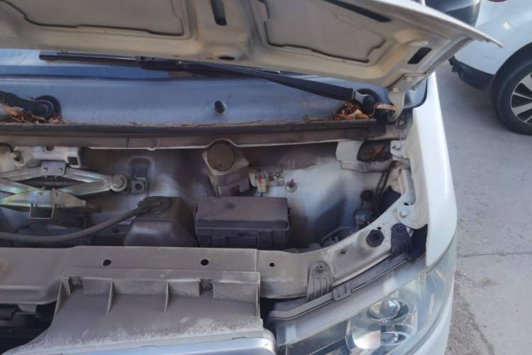 Used Jinbei New Hiace X30L  Engine Bay Left