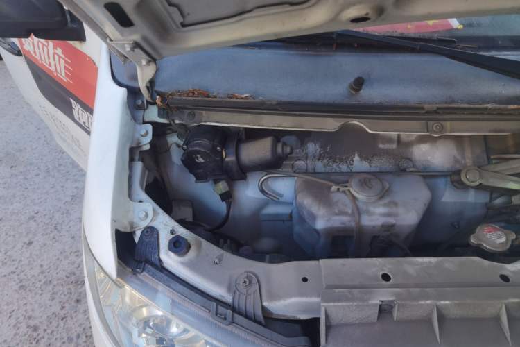 Used Jinbei New Hiace X30L  Engine Bay Right