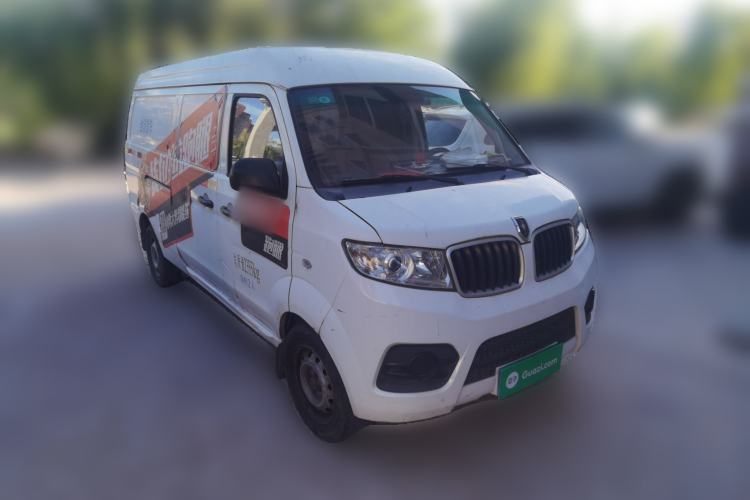 Used Jinbei New Hiace X30L  Front Right 45 Deg