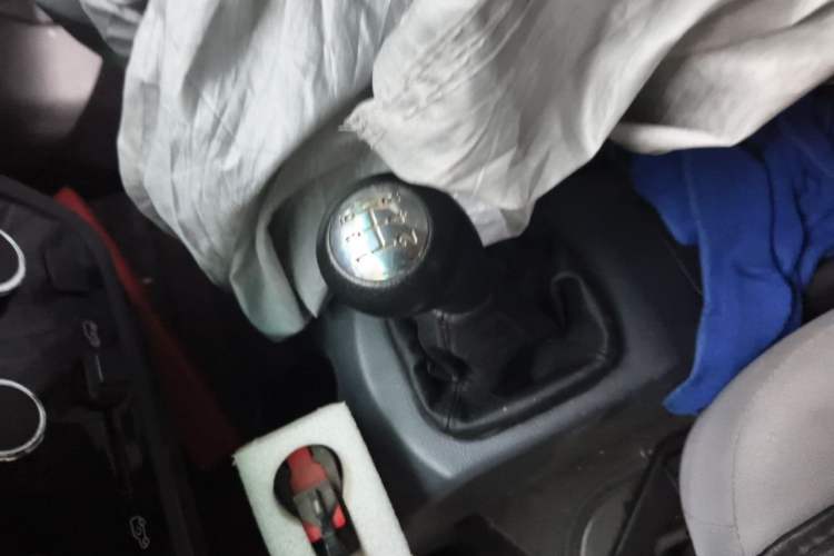 Used Jinbei New Hiace X30L  Gear Lever