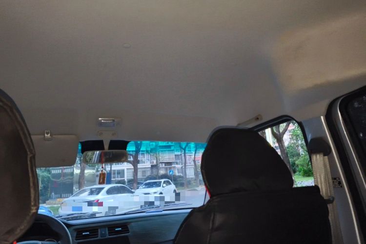 Used Jinbei New Hiace X30L  Headliner