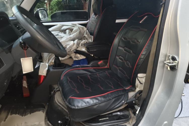 Used Jinbei New Hiace X30L  Left Front Seat
