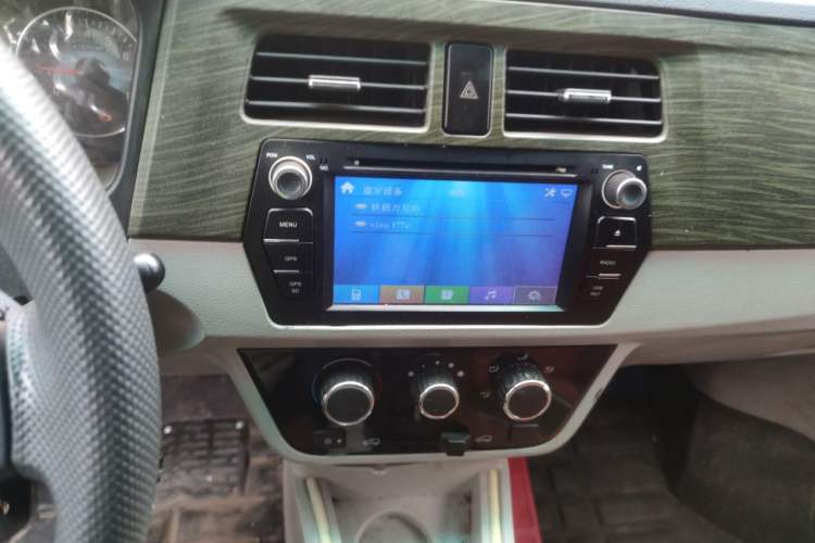 Used Jinbei New Hiace X30L 2021 1.5L Wealth Central Air Conditioning Version Coach China VI Standard SWC15M Audio And AC Panel