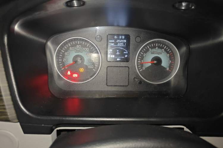 Used Jinbei New Hiace X30L 2021 1.5L Wealth Central Air Conditioning Version Coach China VI Standard SWC15M Instrument Cluster