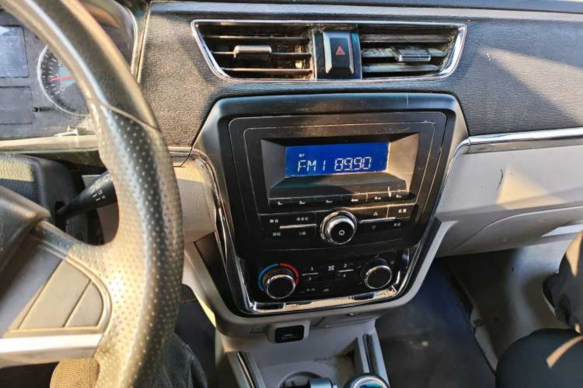 Used Jinbei New Hiace X30L 2021 1.5L Wealth Central Air Conditioning Version Coach China VI Standard SWC15M Audio And AC Panel