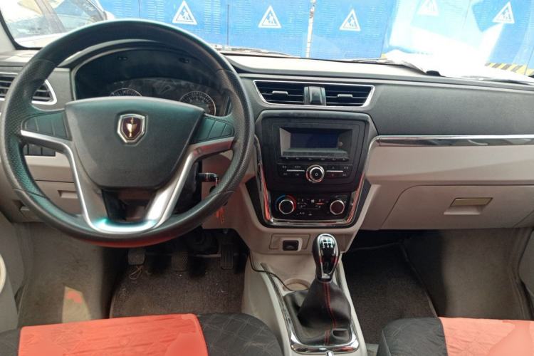 Used Jinbei New Hiace X30L 2021 1.5L Wealth Central Air Conditioning Version Coach China VI Standard SWC15M Center Console