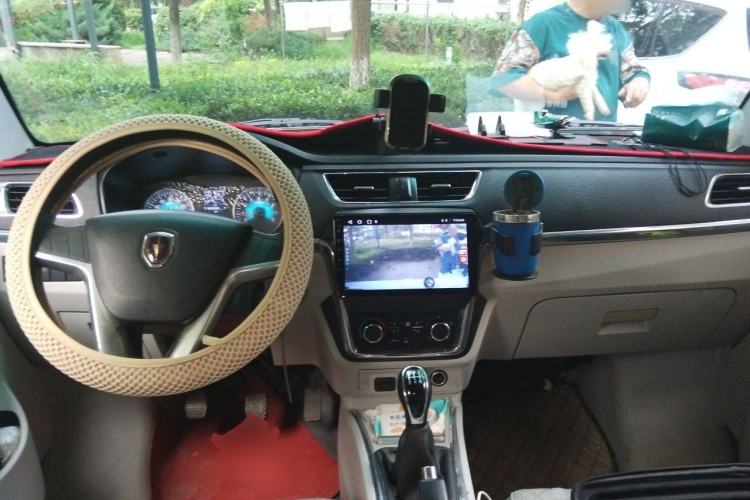 Used Jinbei New Hiace X30L 2021 1.5L Wealth Edition Bus Non-Air-Conditioned China VI Standard SWC15M Center Console